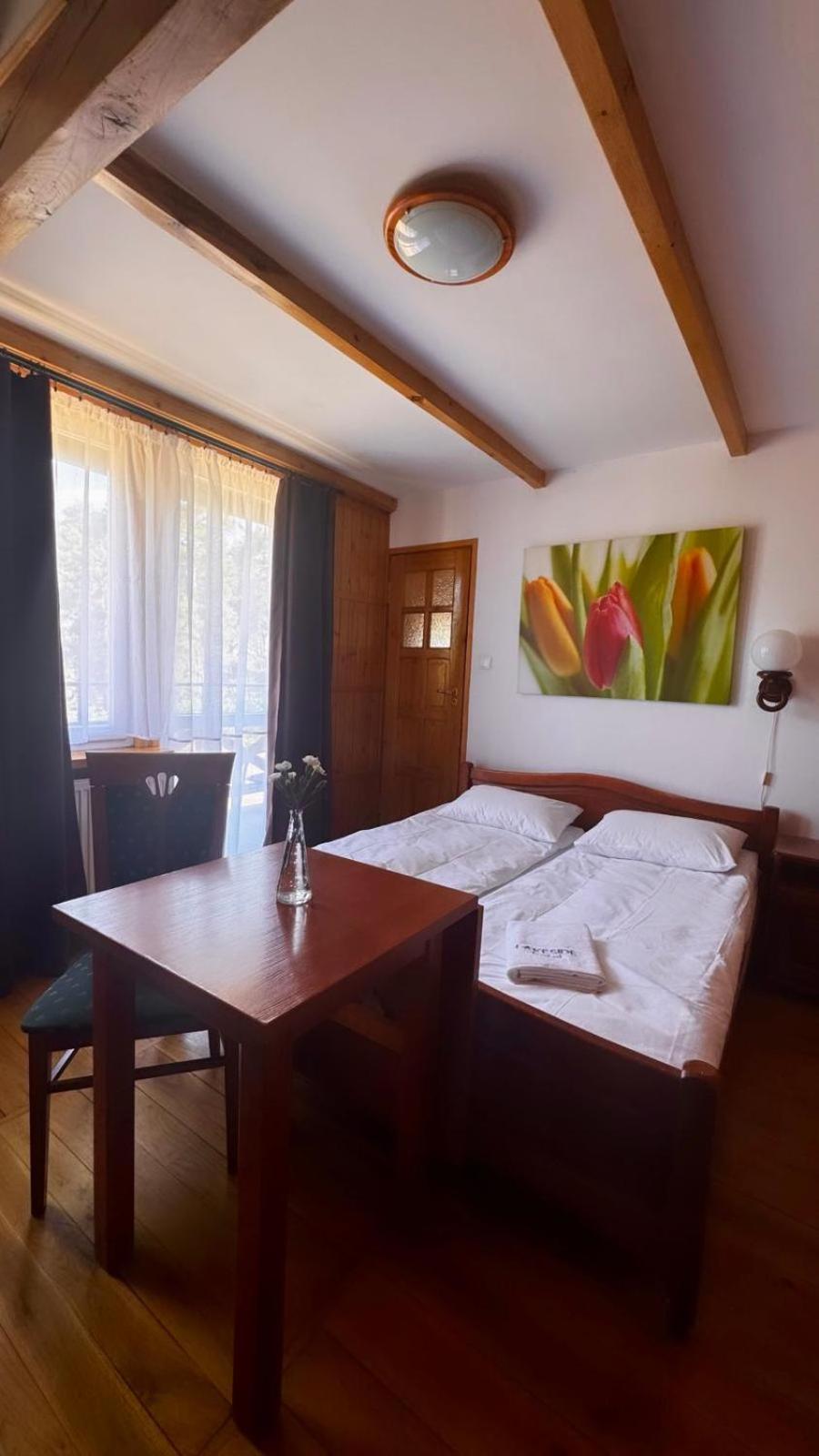 Powidz Lakeside Hotel & Restaurant Екстер'єр фото
