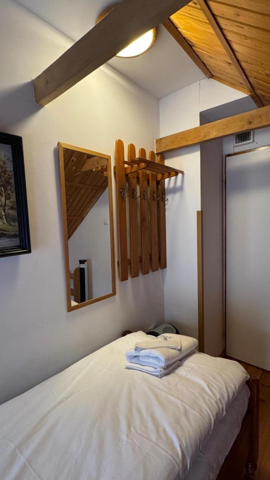 Powidz Lakeside Hotel & Restaurant Екстер'єр фото