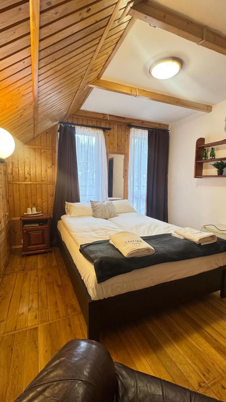 Powidz Lakeside Hotel & Restaurant Екстер'єр фото