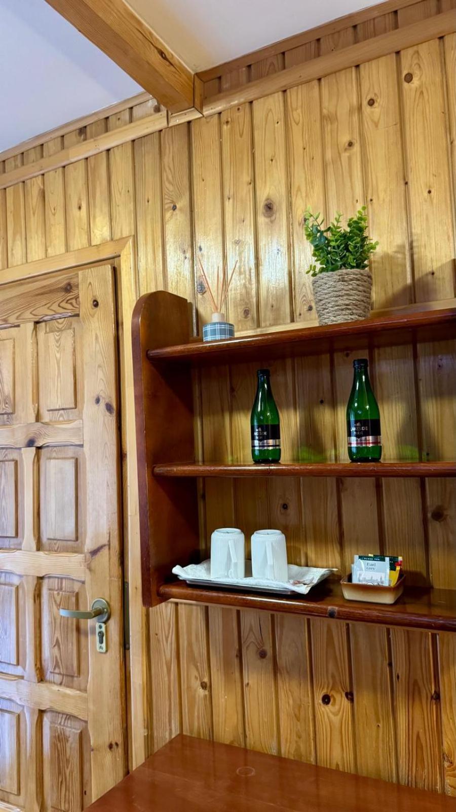 Powidz Lakeside Hotel & Restaurant Екстер'єр фото
