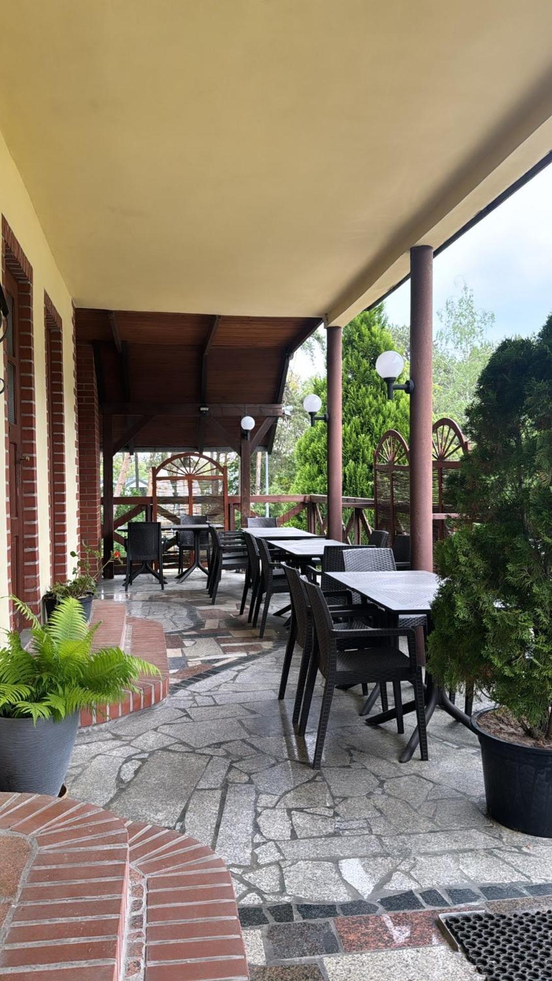 Powidz Lakeside Hotel & Restaurant Екстер'єр фото