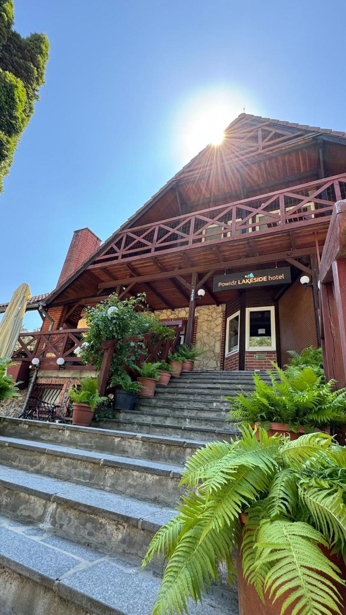 Powidz Lakeside Hotel & Restaurant Екстер'єр фото