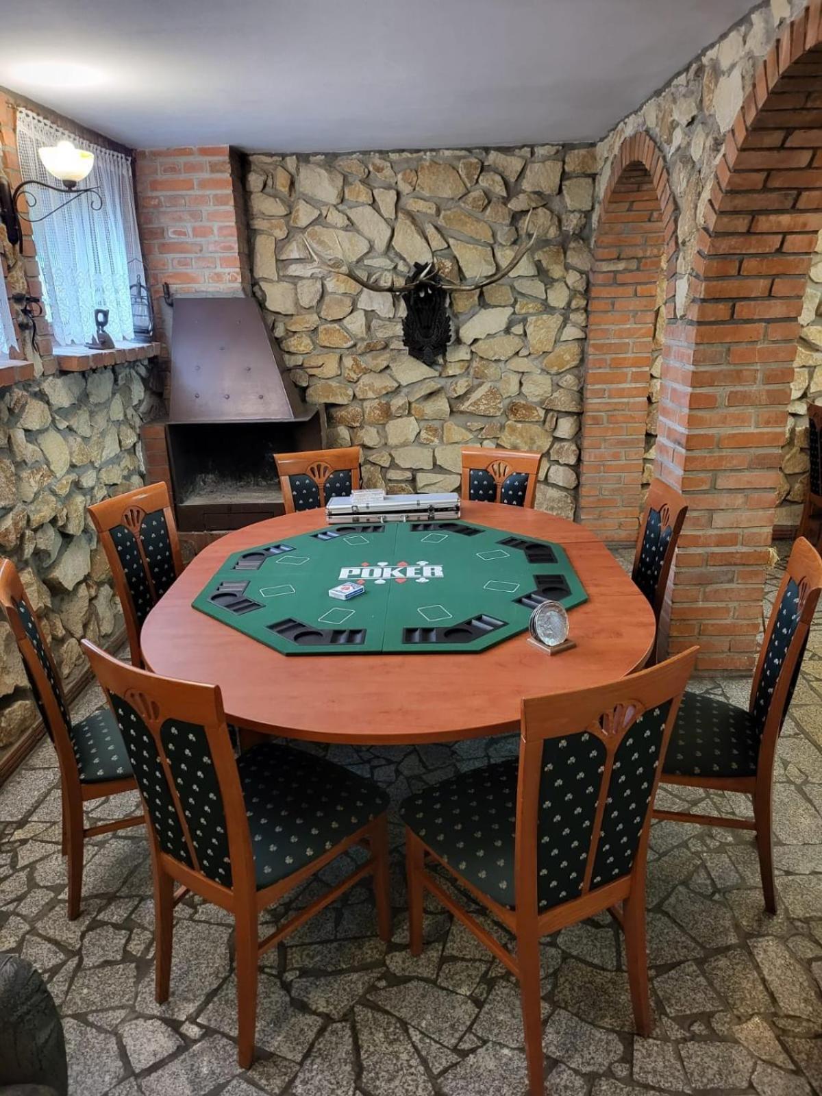 Powidz Lakeside Hotel & Restaurant Екстер'єр фото